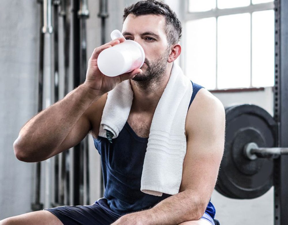 Uống sữa trước khi tập gym có tốt cho sức khỏe hay không?