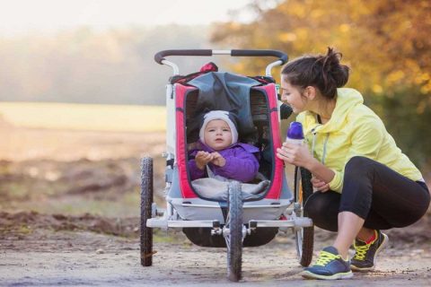 7 cách chữa còng lưng cho nữ sau sinh tự nhiên, hiệu quả