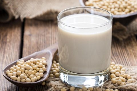 Đậu tương có tác dụng gì? Lợi hay hại? Cần lưu ý gì khi ăn?