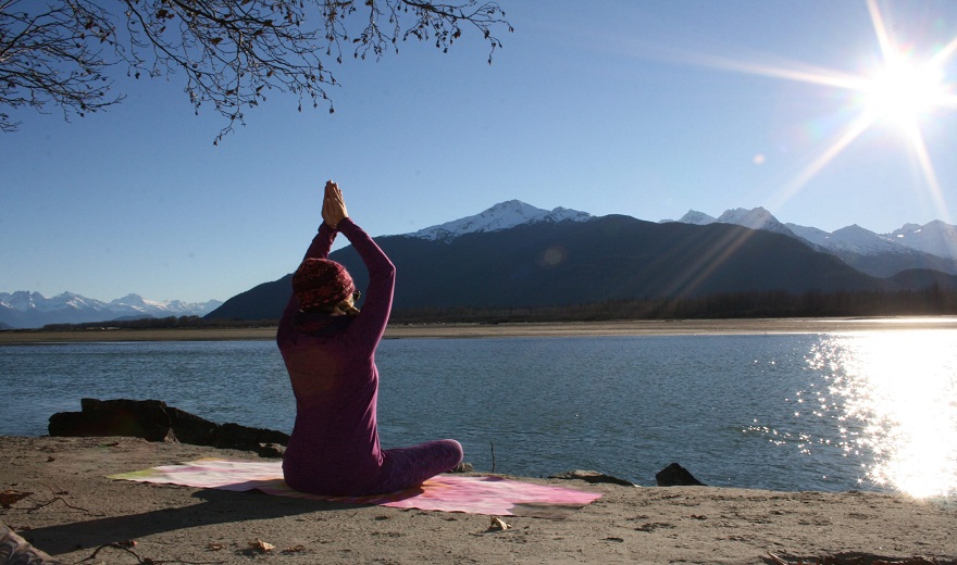 Yoga chậm: Sống chậm lại và điều chỉnh bài tập của bạn