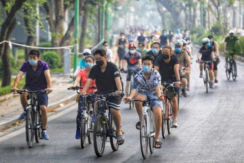 tu the dap xe dung cach giup nang cao suc khoe mua dich 5