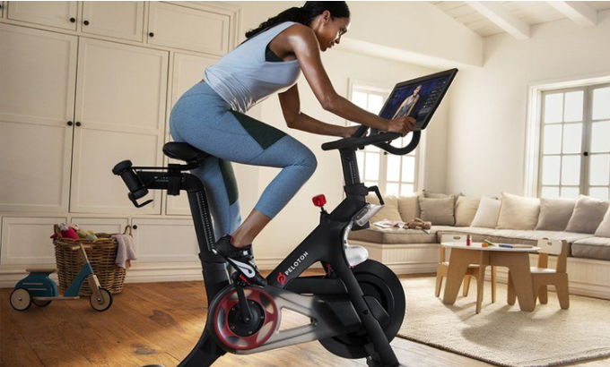 Có nên mua xe đạp tập thể dục tại nhà không?