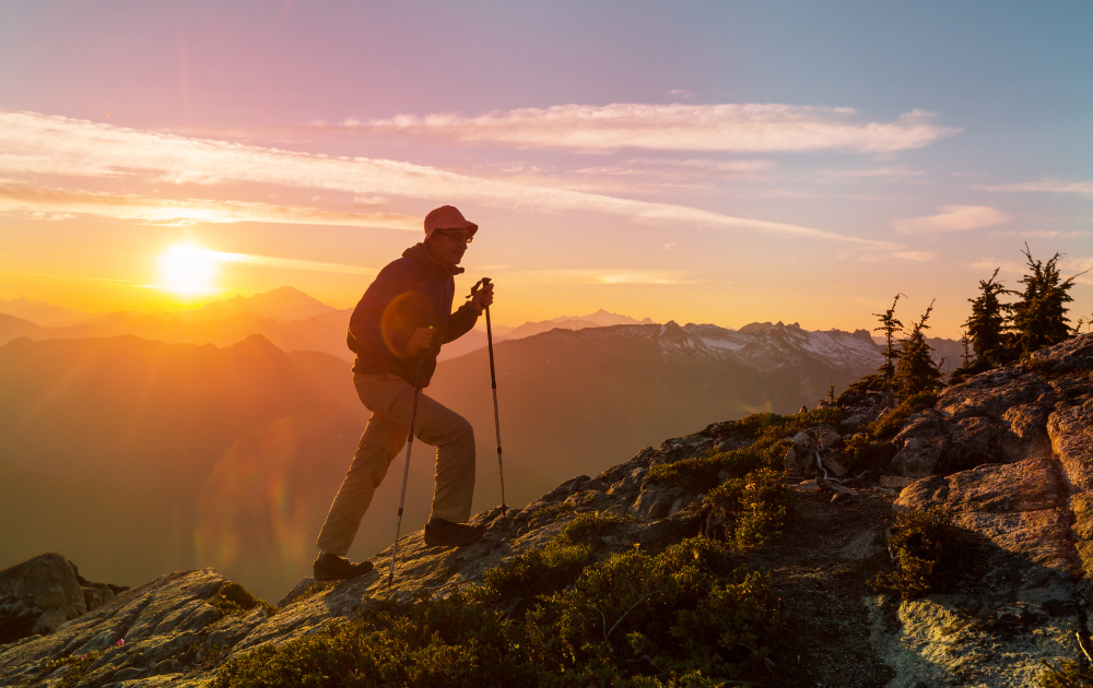 Hướng dẫn bảo quản gậy leo núi bền đẹp sau mỗi chuyến đi 2 Richard Sanchez 1